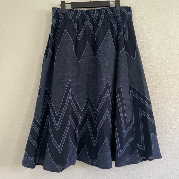 Sz 12 EVA FRANCO Anthropologie Blue Textured Midi Skirt with Pockets & Elastic - Picture 3 of 7